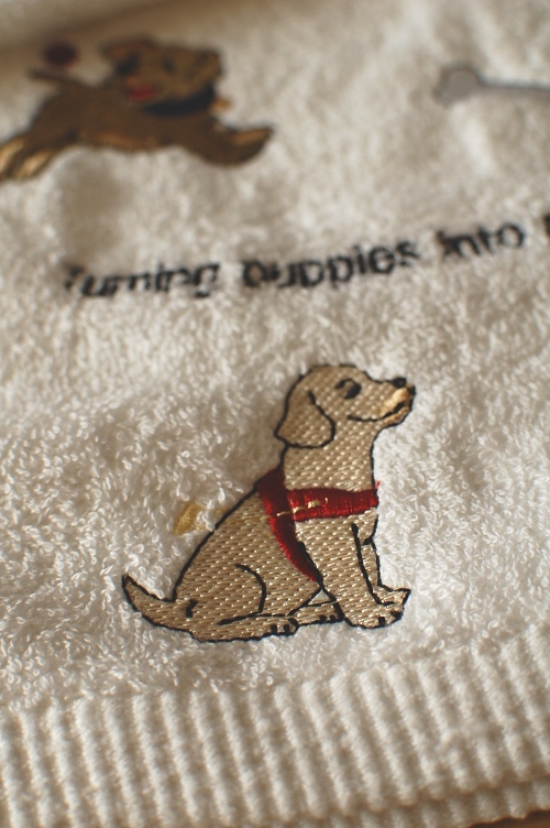 バスタオル&ハンドタオルのセット{オーストラリア盲導犬協会限定}パピー刺繍